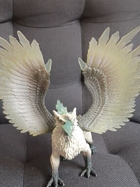 Ice Griffin Figure